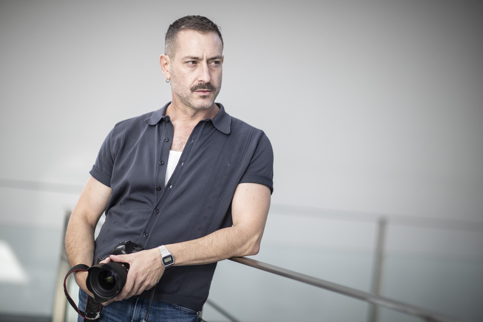 Fernando Bayona ha ganado este jueves el Premio Granada de Fondo, dotado con 12.000 euros.