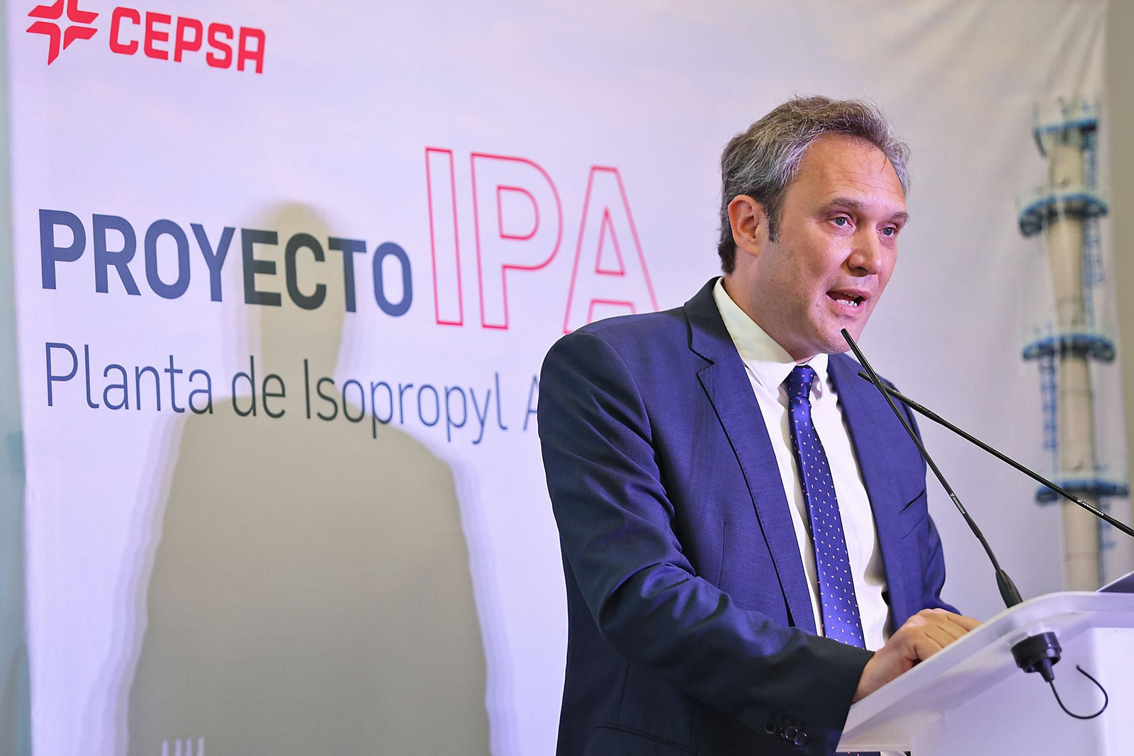 Imágenes de la presentación de la nueva planta de alcohol isopropílico (IPA) de CEPSA en Huelva