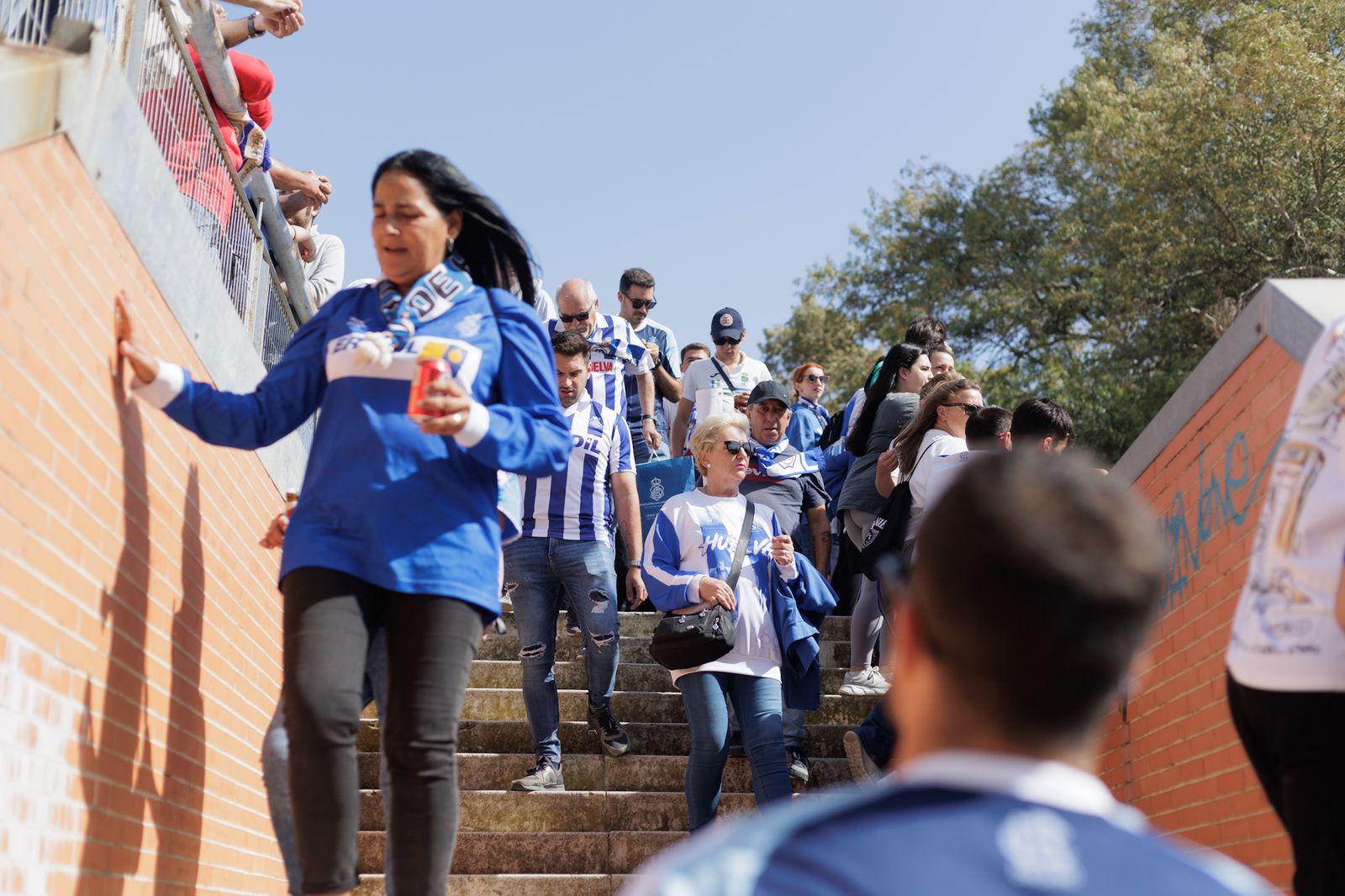 Las mejores imágenes de la afición del Recre en el partido contra la Segoviana