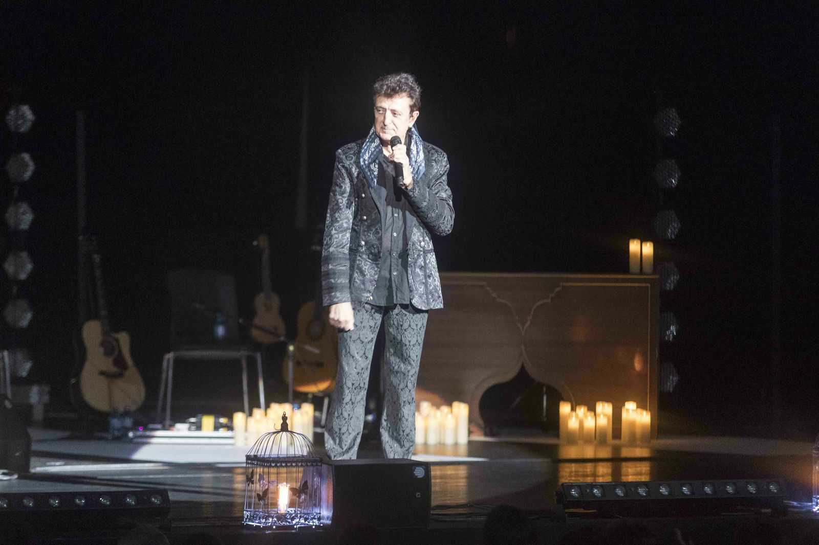 Manolo García en el escenario de FIBES.