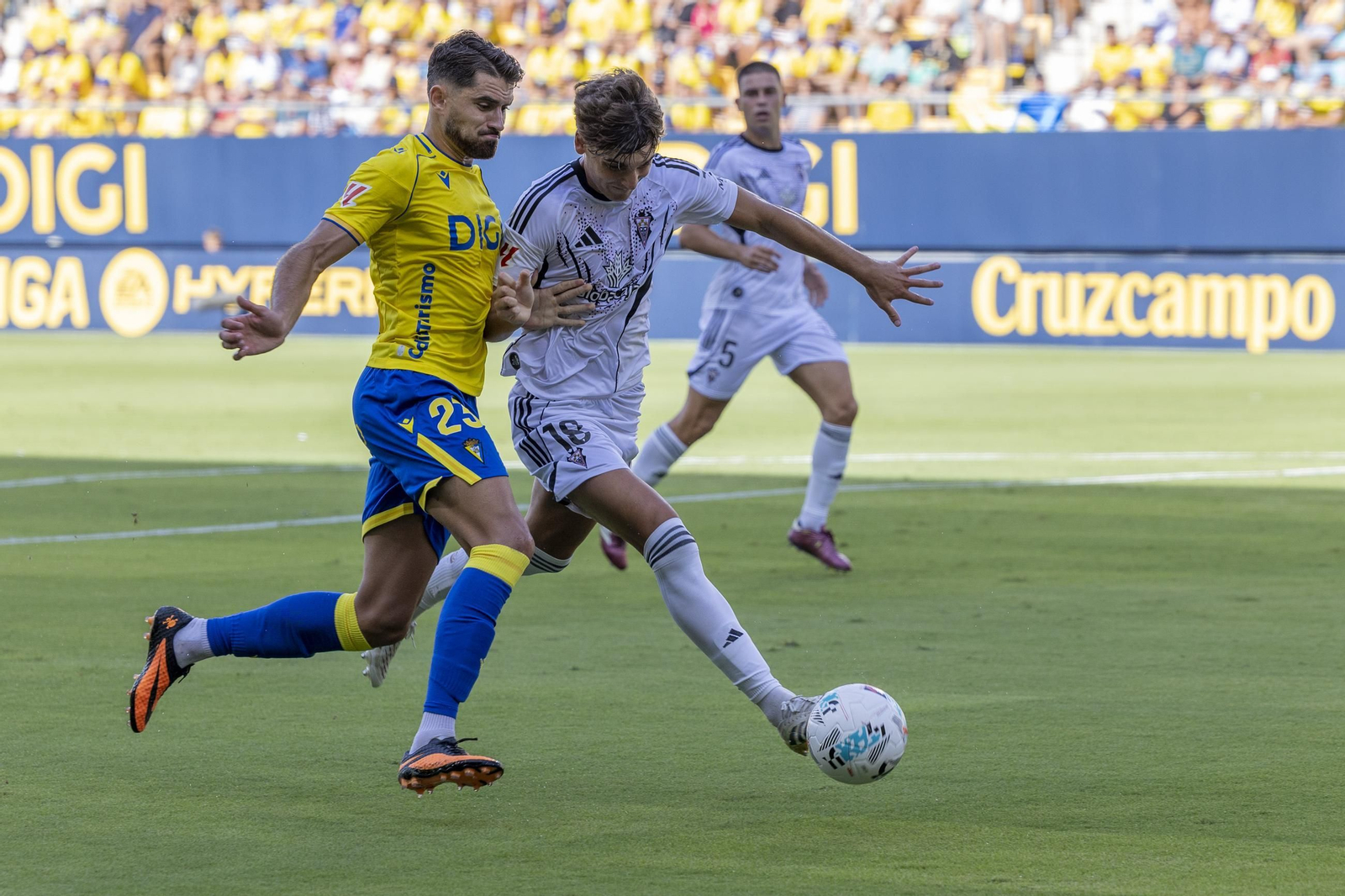 Búscate en las imágenes del Cádiz CF-Albacete