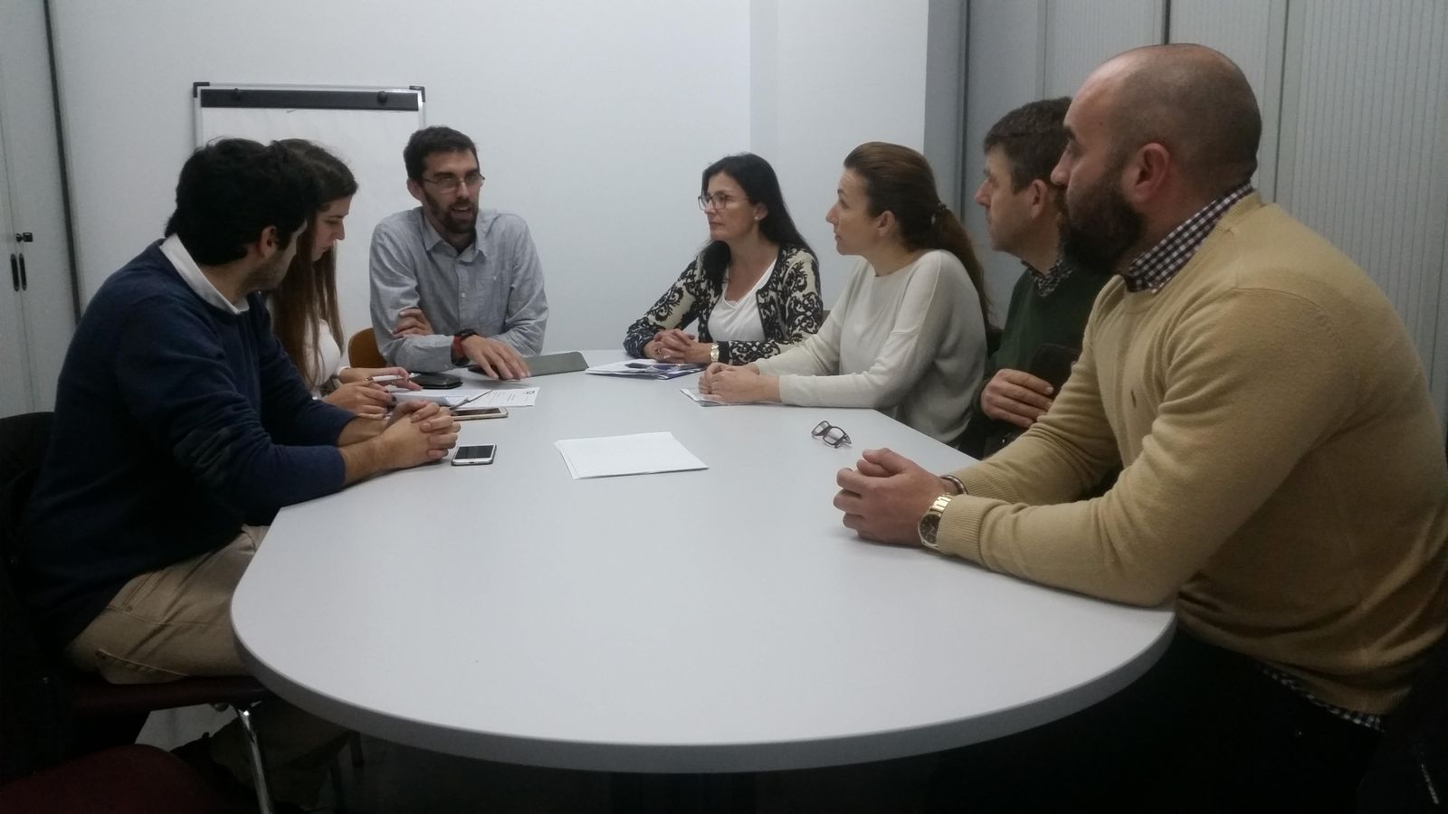 Una imagen del encuentro entre José Luis Bueno y el CCA.