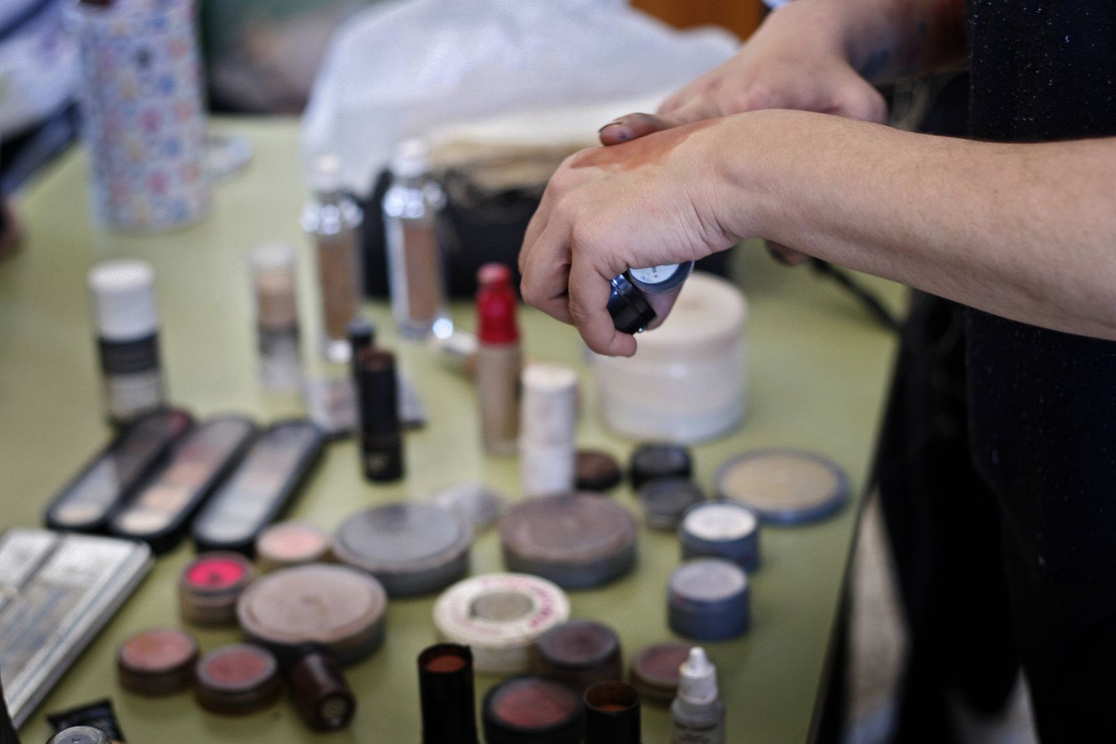 Así se convierten en simios 'Los irracionales' de Bienvenido