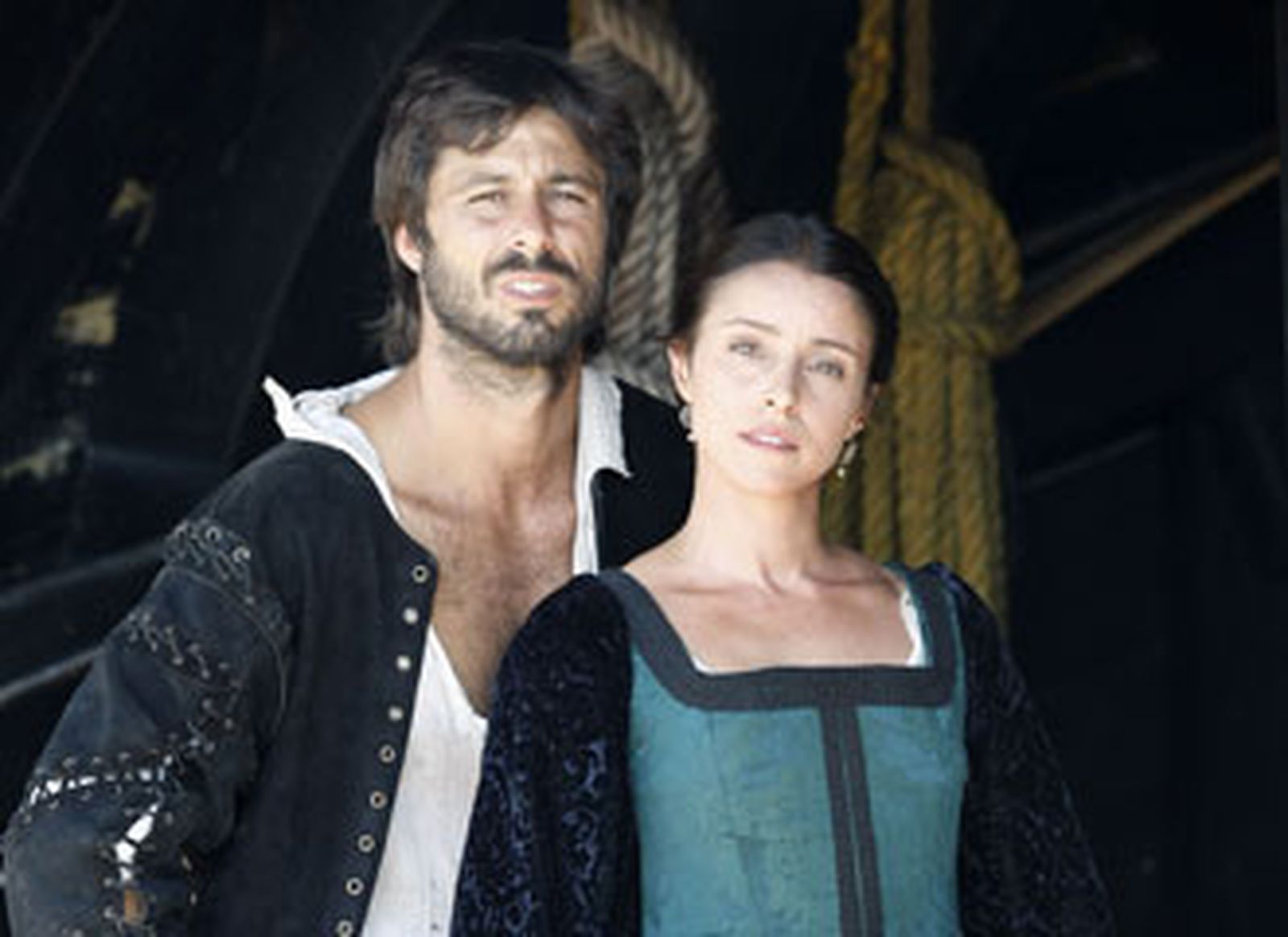 Hugo Silva e Ingrid Rubio ultiman en Cádiz rodaje de "El corazón del océano"