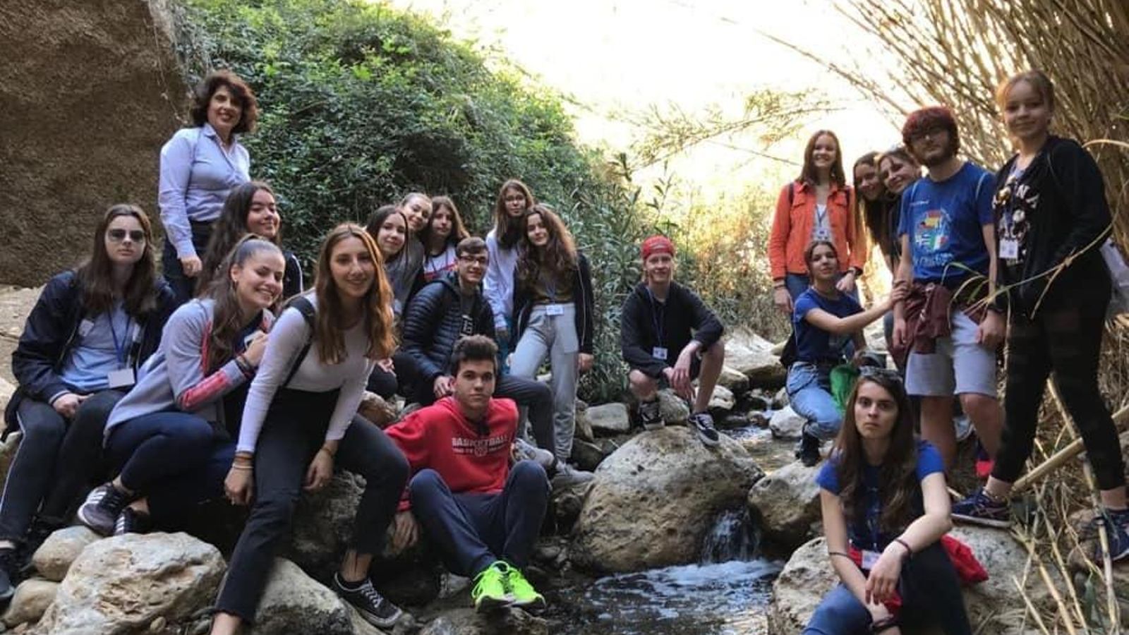 Los estudiantes también visitaron el nacimiento del río Aguas.