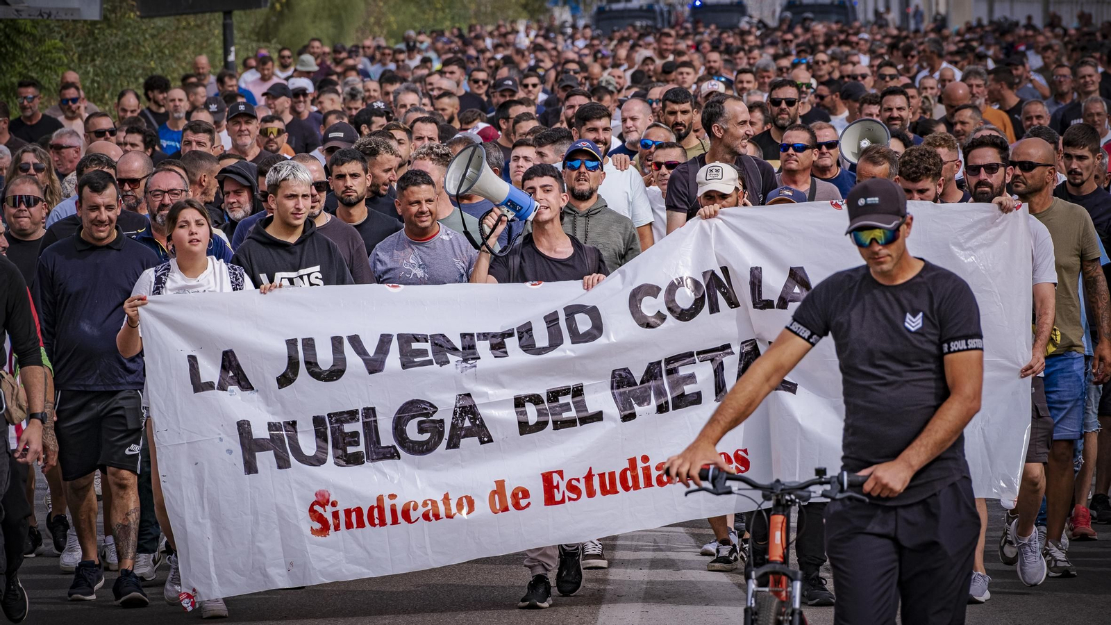 Las imágenes de las movilizaciones del martes por la huelga del Metal en Cádiz
