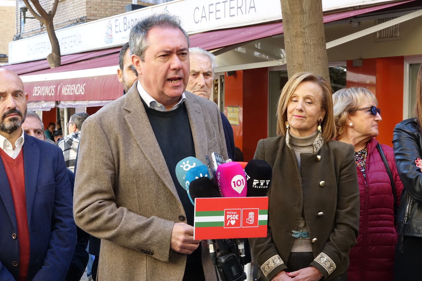 Juan Espadas defiende en Málaga una política de ayudas a la adquisición o alquiler de viviendas.