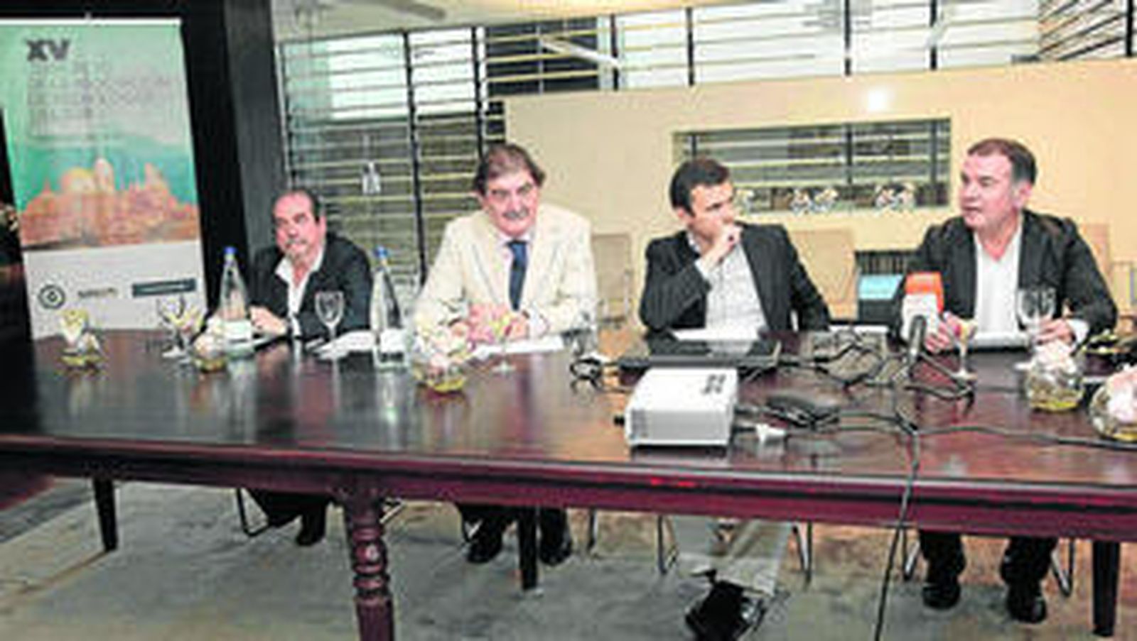 Antonio Escribano, Antonio Bueno, Bruno García y José Paz en la rueda de prensa de presentación del congreso.