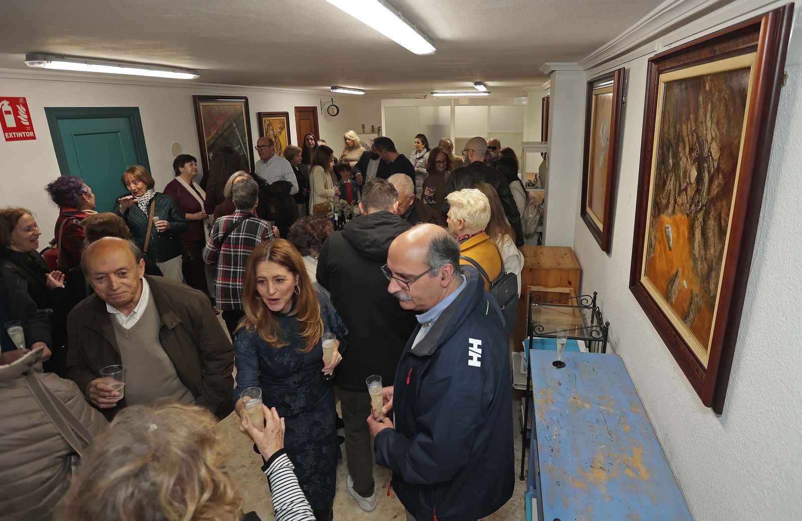 Fotos de la exposición de Juan Zahara en la asociación cultural Alarte de Algeciras