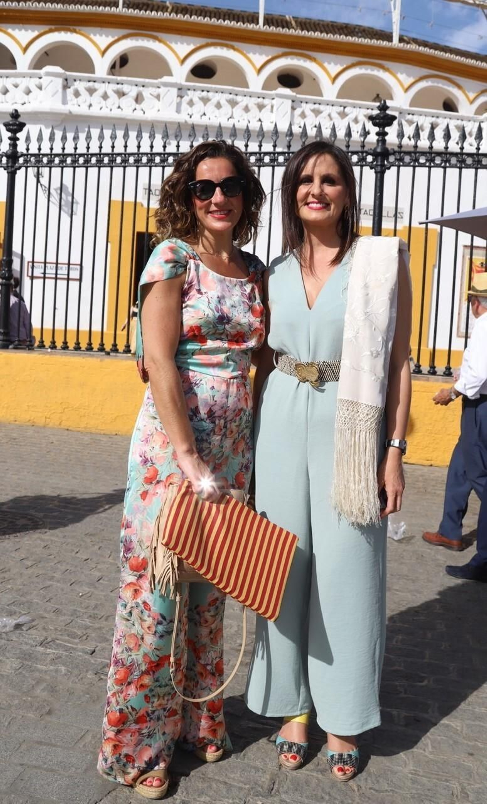 María Torres y Noelia López, del equipo de las retransmisiones taurinas de Canal Sur televisión