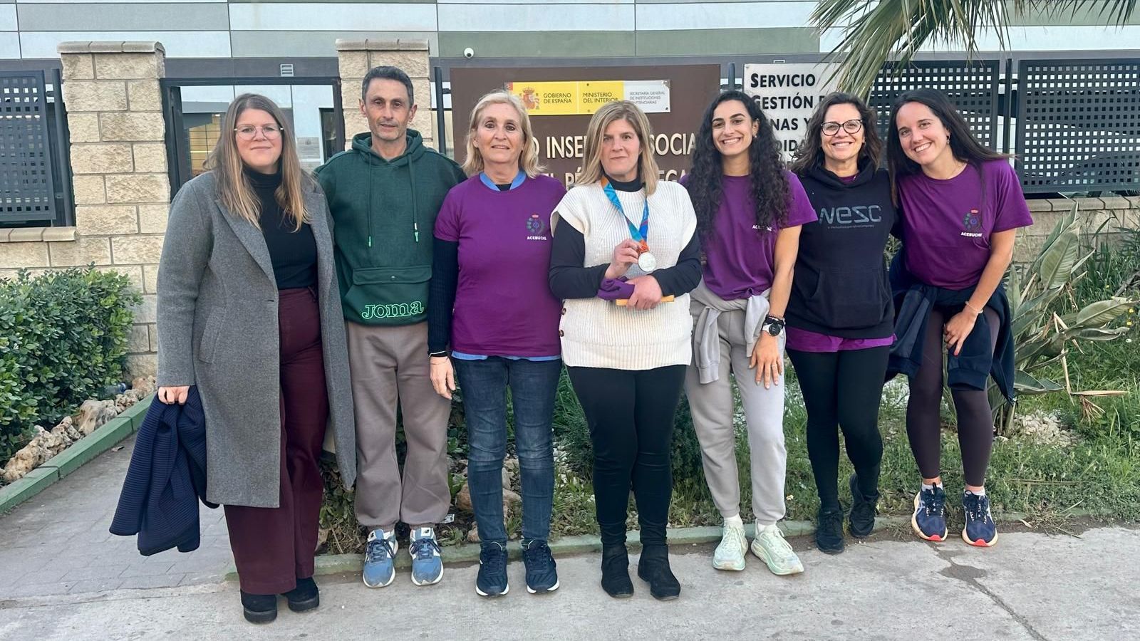 La deportista ha visitado por la tarde las instalaciones del CIS de Almería.