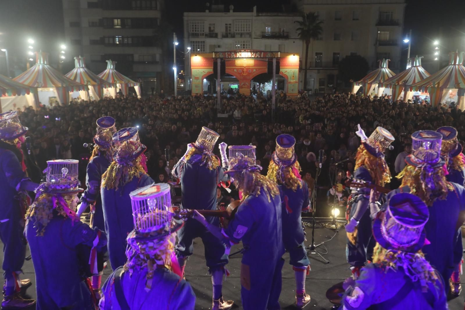 Imágenes del pregón del Dios Melkart en San Fernando.