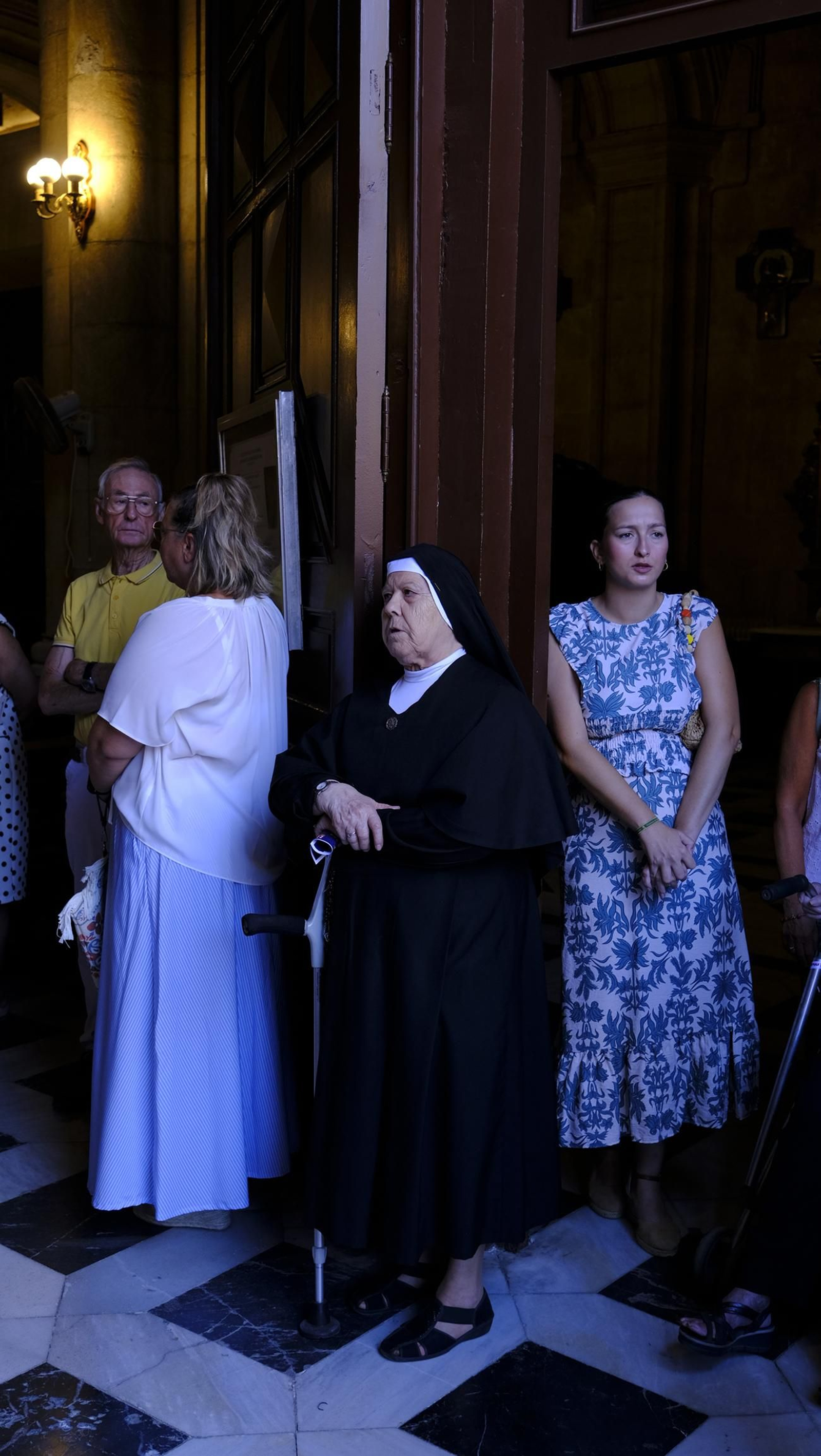 La ofrenda floral a la Virgen del Mar en la Feria de Almería 2025, en imágenes