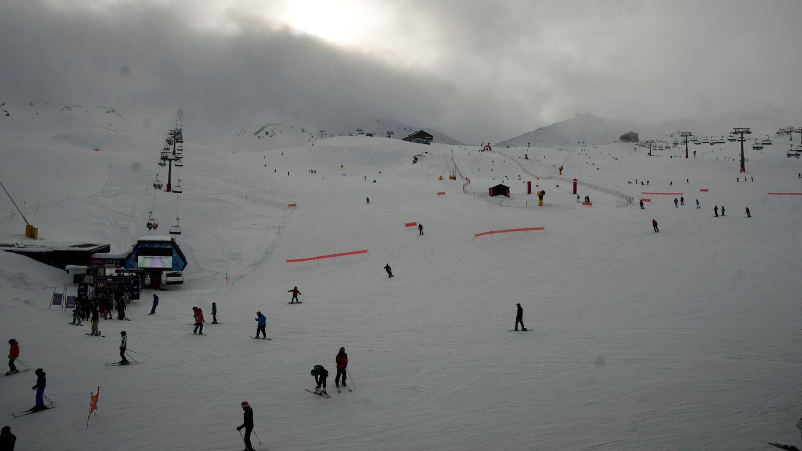 Estación de esquí de Sierra Nevada | Imagen de archivo