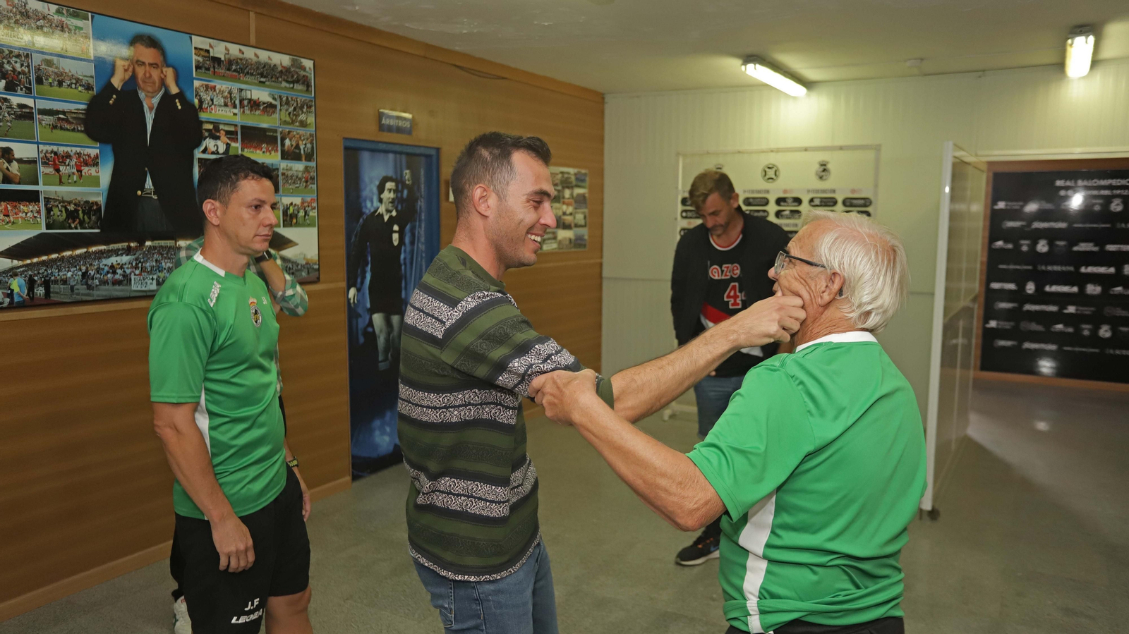 Fotos del cambio de entrenador en la Balona