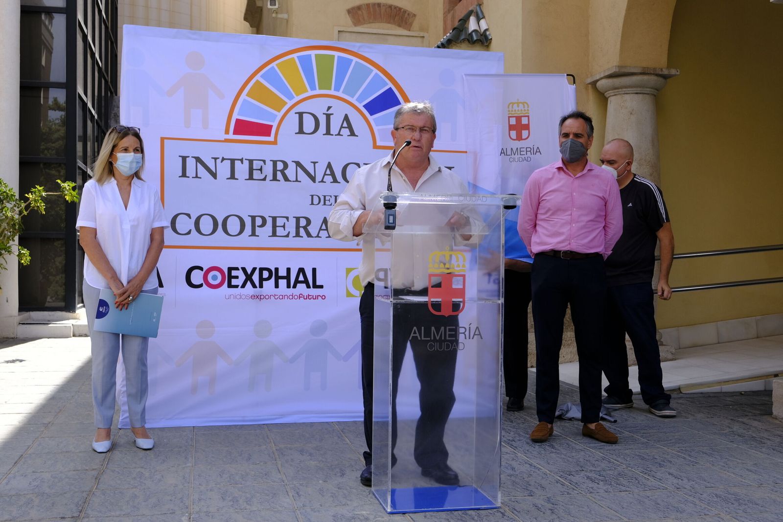 Presentación del último día del cooperativismo por Coexphal en la provincia de Almería.