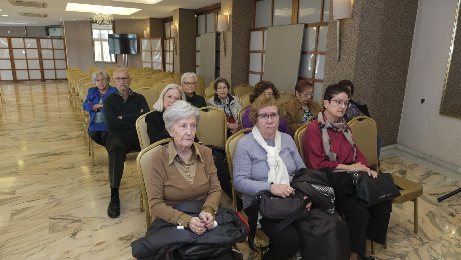 Imágenes del encuentro anual de los docentes jubilados almerienses, ADOJAL