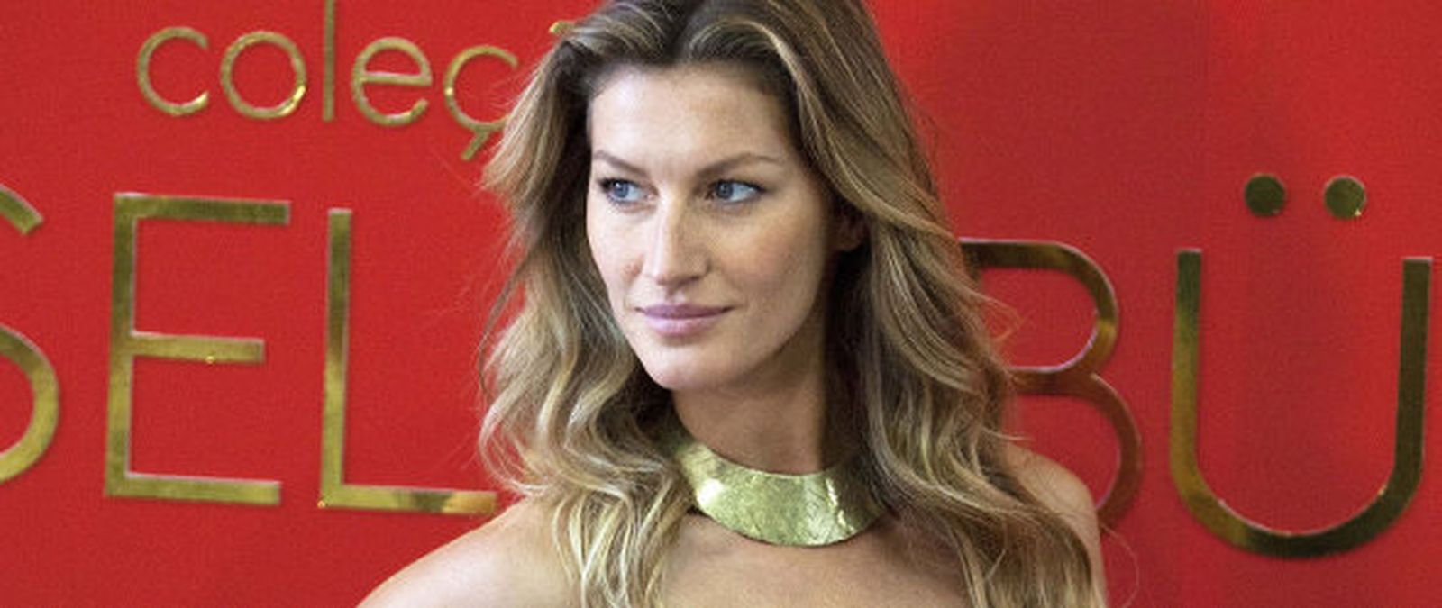 Gisele Bündchen se baja de la pasarela