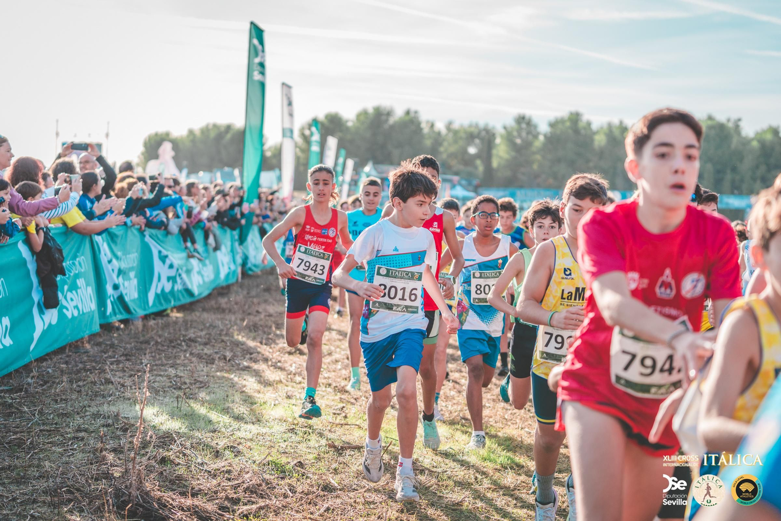 Búscate en las fotos del Cross de Itálica 2025 | 7