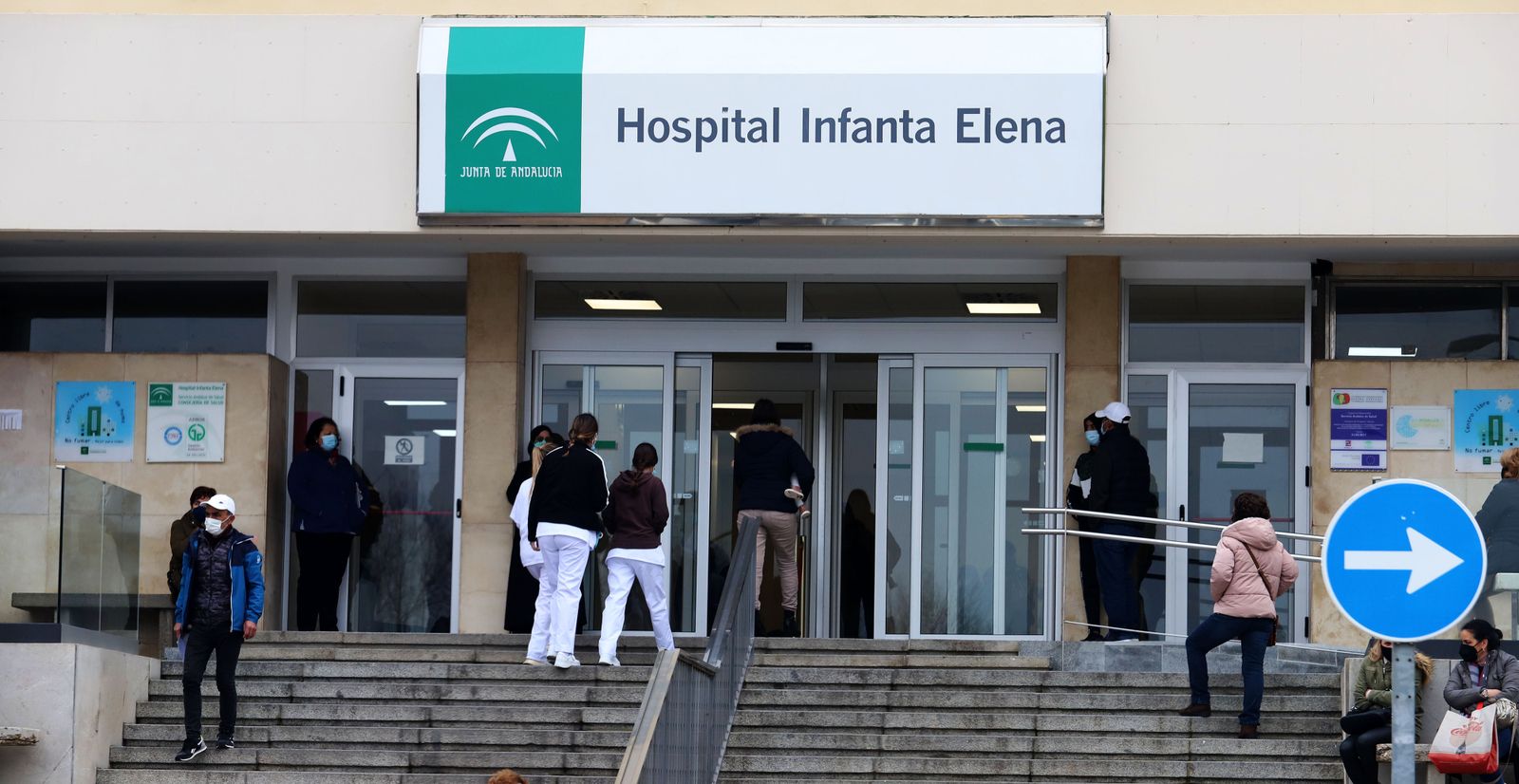 Inmediaciones del Hospital Infanta Elena.