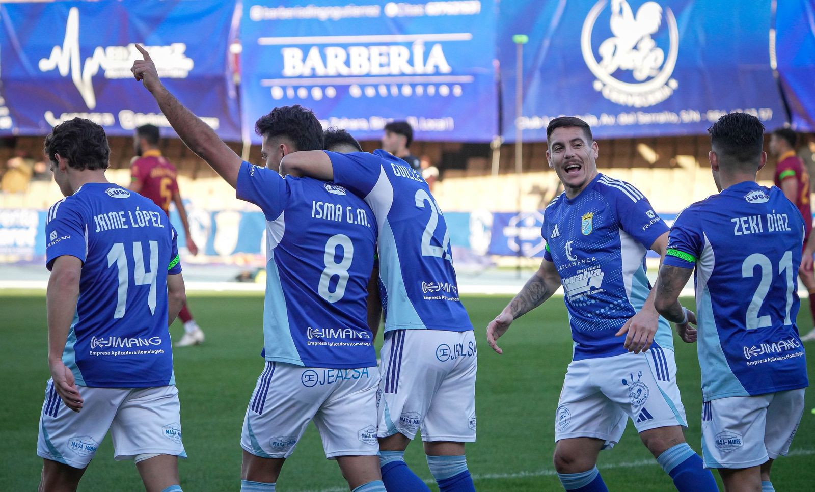 Imágenes del partido entre el Xerez CD - Linares