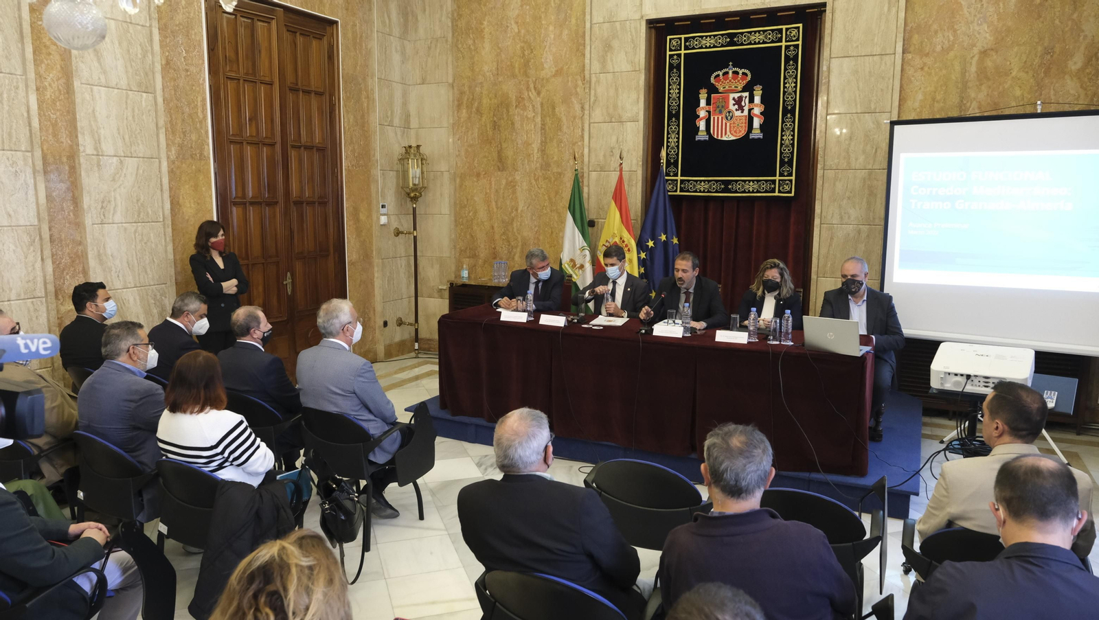 Imágenes de la visita a las obras del AVE en Almería.