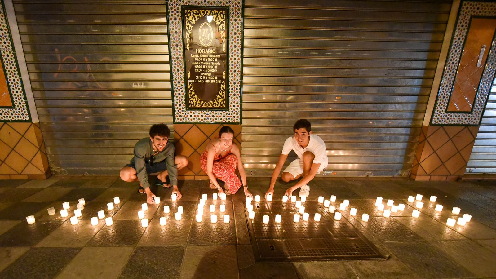 La noche de las velas y Perseidas de Algeciras, en imágenes