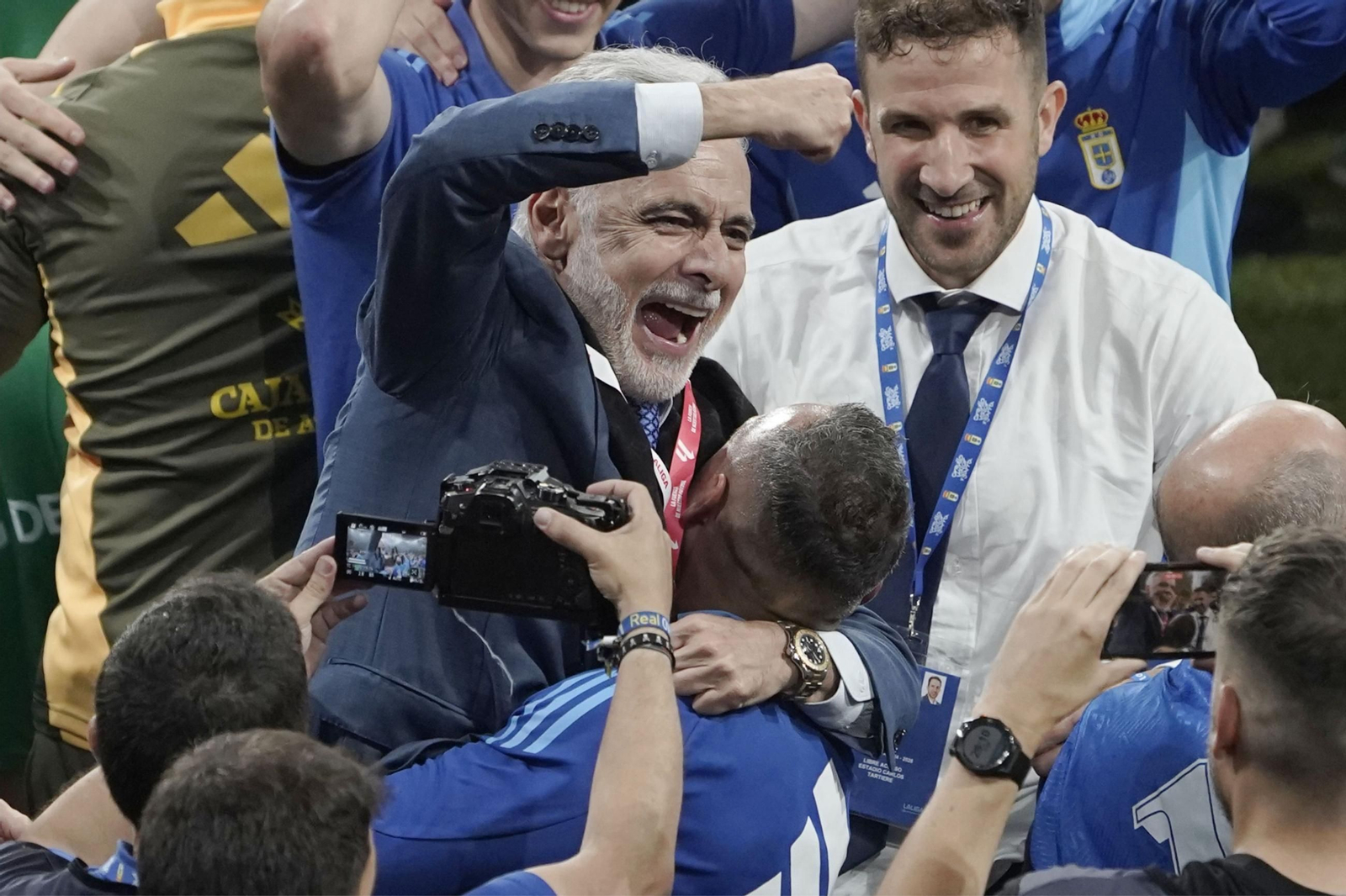 Las fotos del ascenso del Oviedo ante el Mirandés