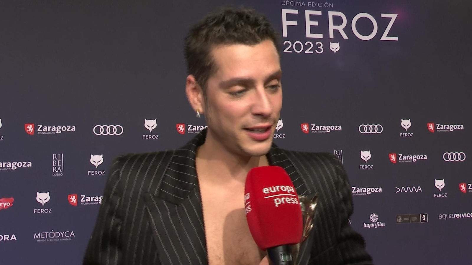 El actor Eduardo Casanova anuncia que tiene VIH: "Pese al miedo y la incertidumbre, me siento feliz"