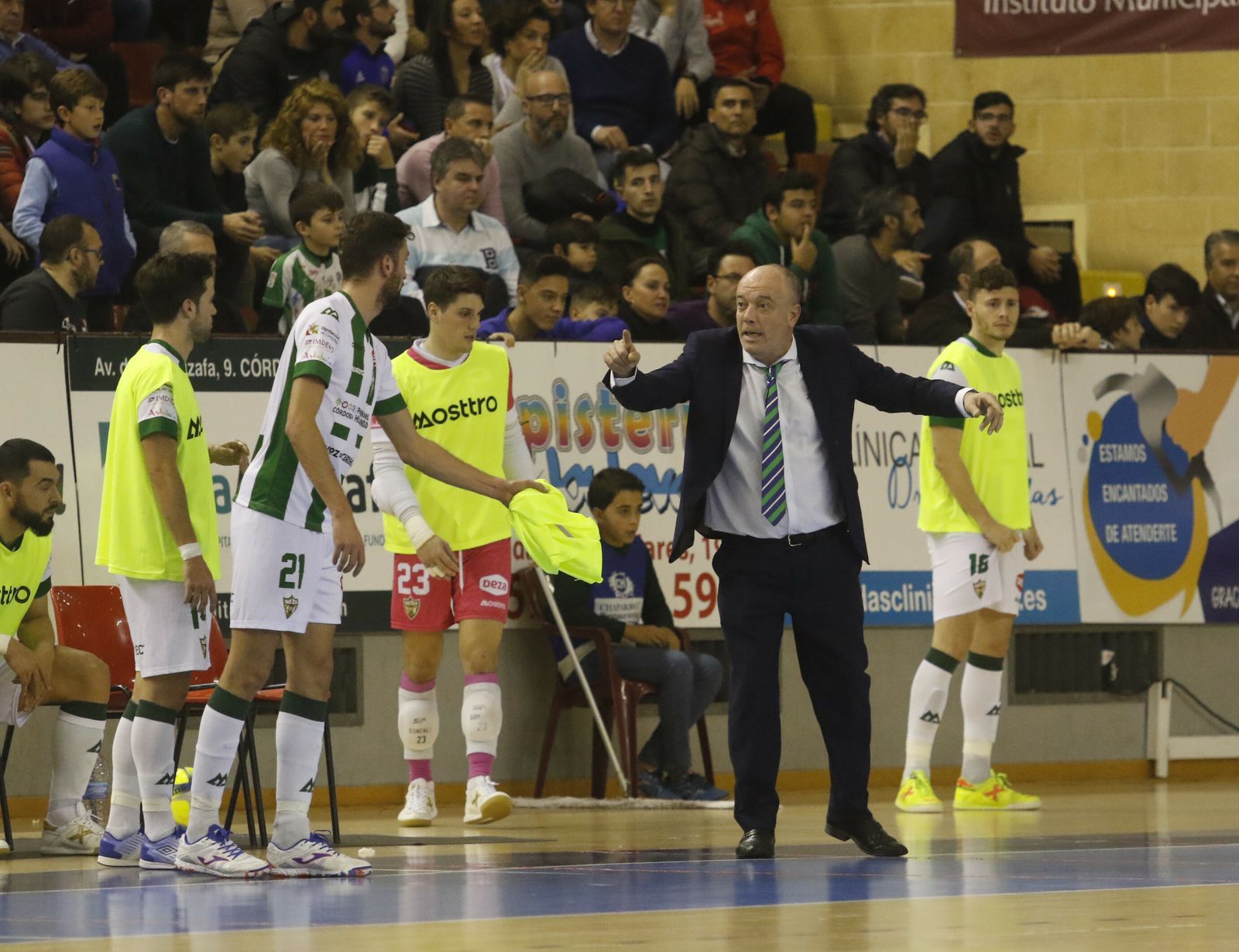 Fotografías de la victoria del Córdoba Patrimonio de la Humanidad ante el Burela