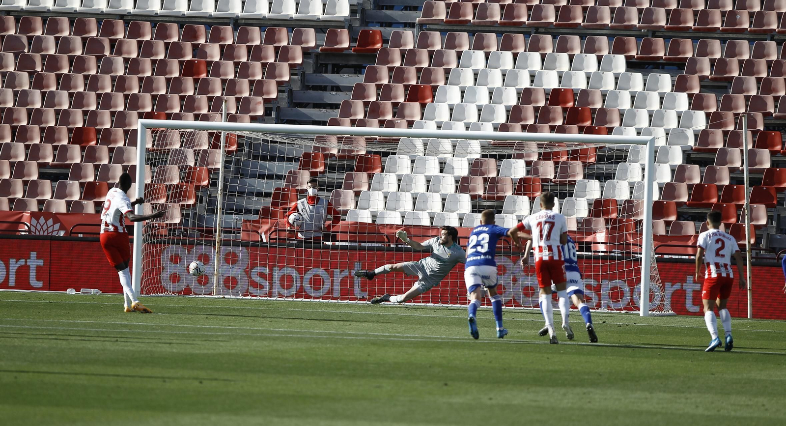 Fotogalería U.D. Almería-Real Oviedo