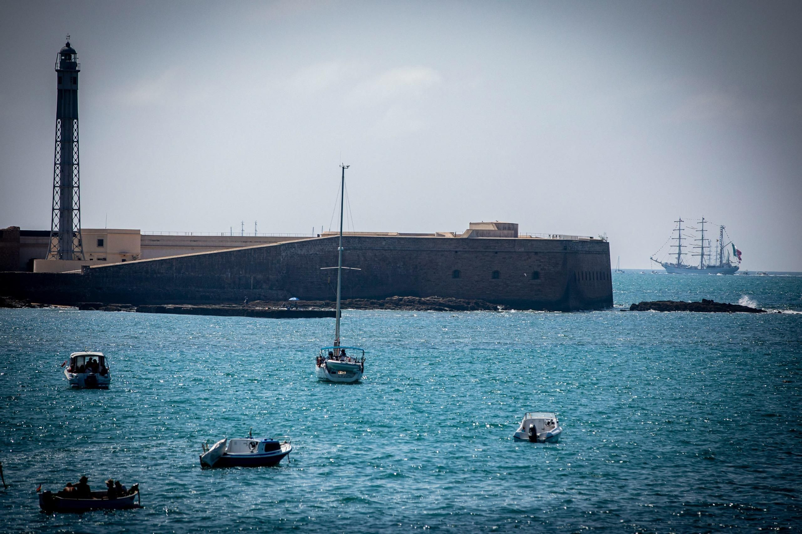 Una mirada a la despedida de Cádiz a la Gran Regata