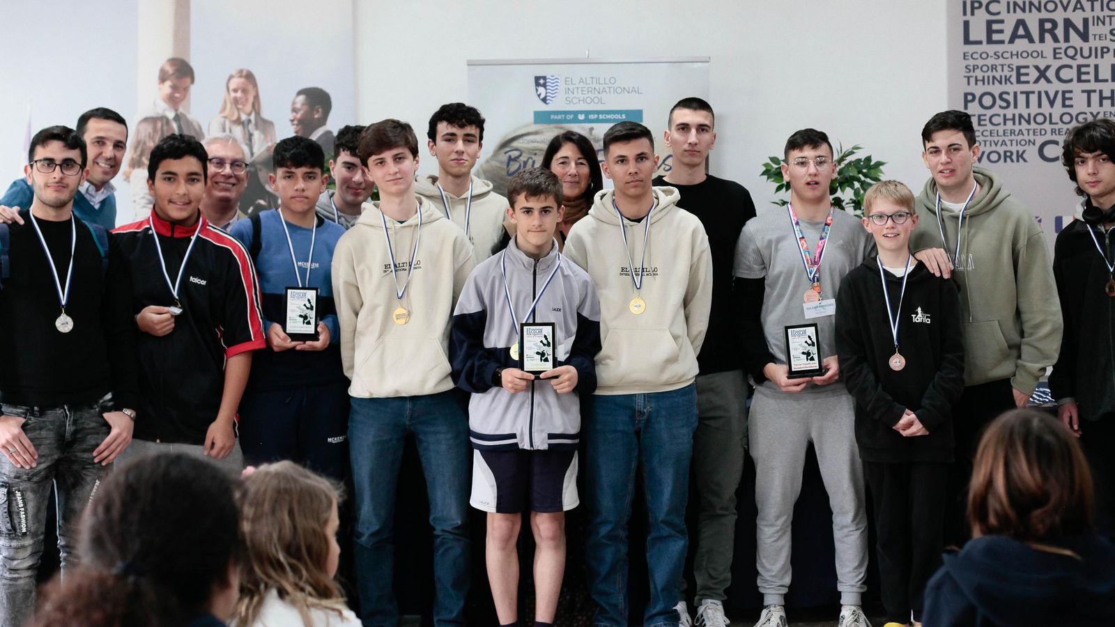 Primeros clasificados en la categoría Secundaria /Bachillerato.