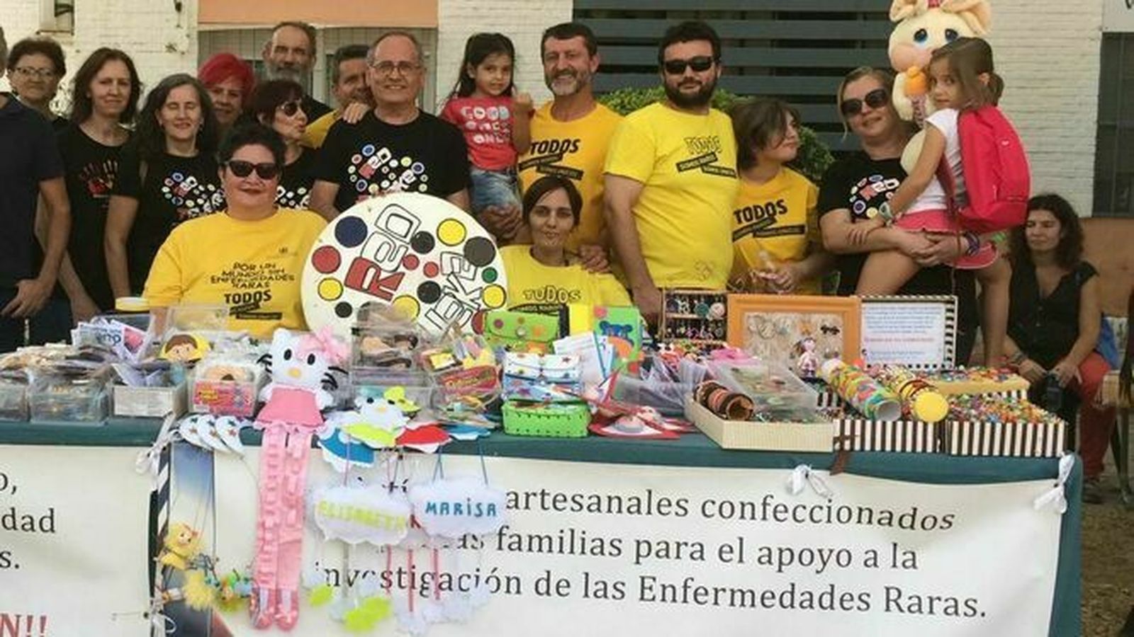 Punto informativo de la Red de Madres y Padres Solidarios.