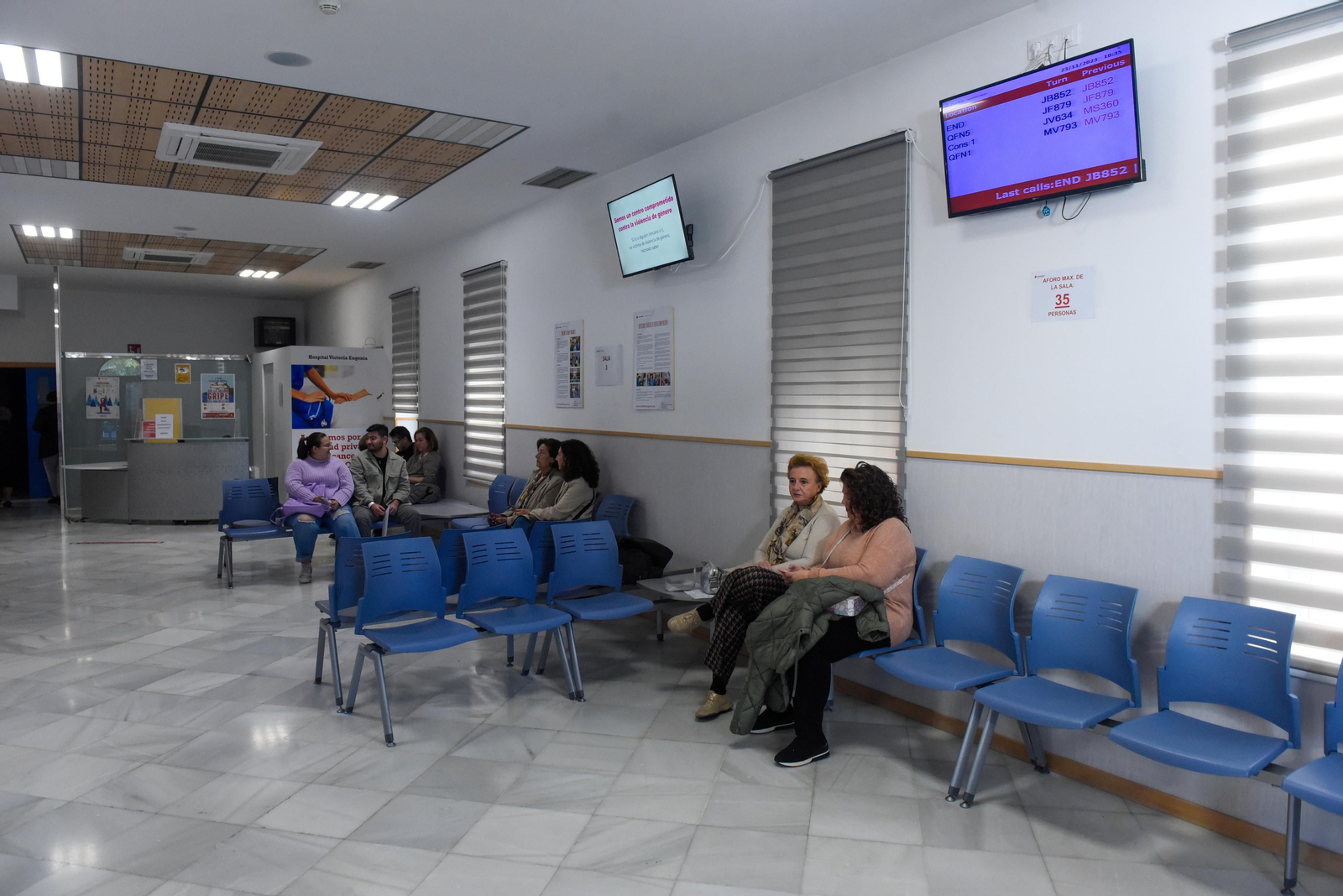 Reportaje sobre los 100 años que ha cumplido el Hospital de Cruz Roja
