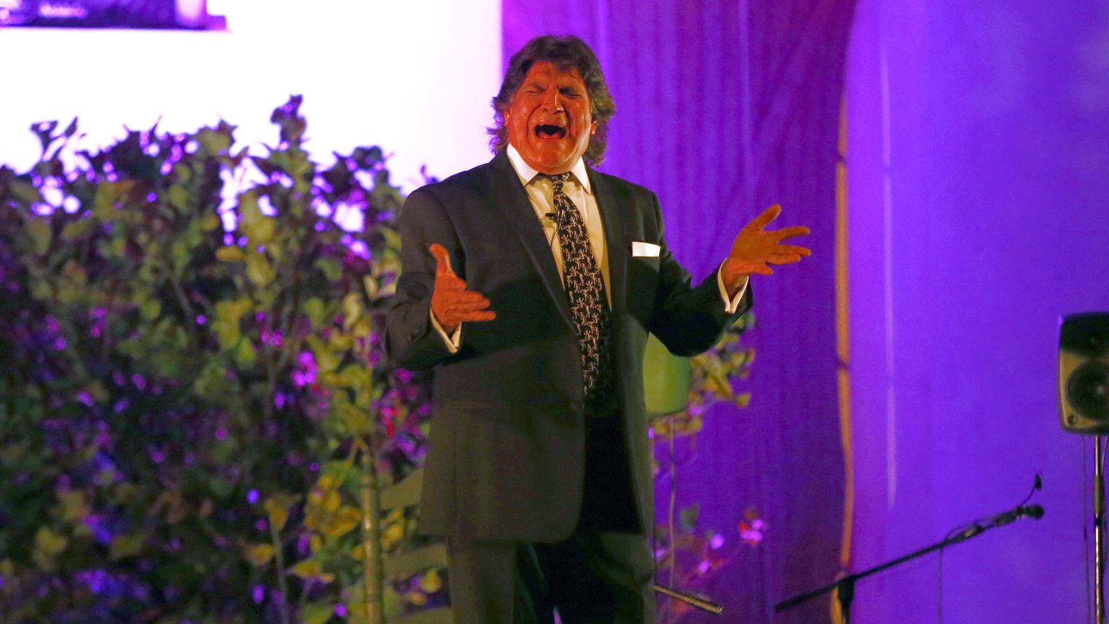 Un momento de la intervención de Vicente Soto por tonás.