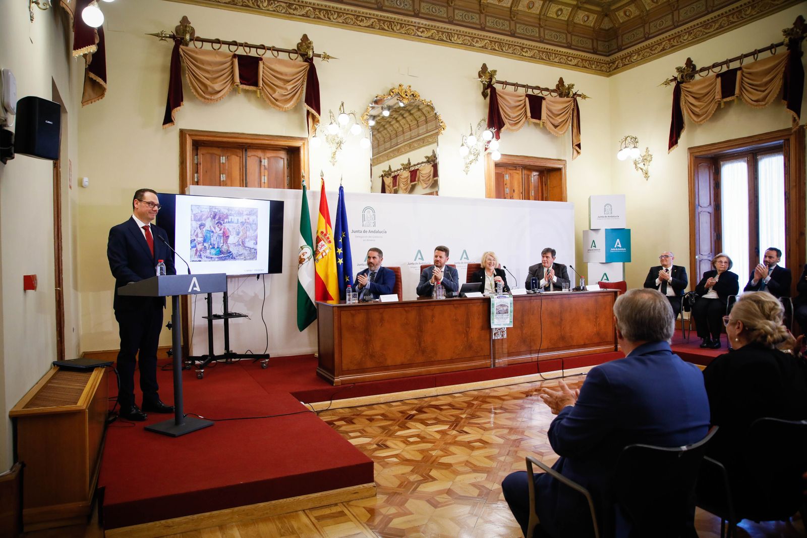 Juan Manuel Martín Robles ingresa como académico de Historia de Andalucía y te lo contamos en imágenes