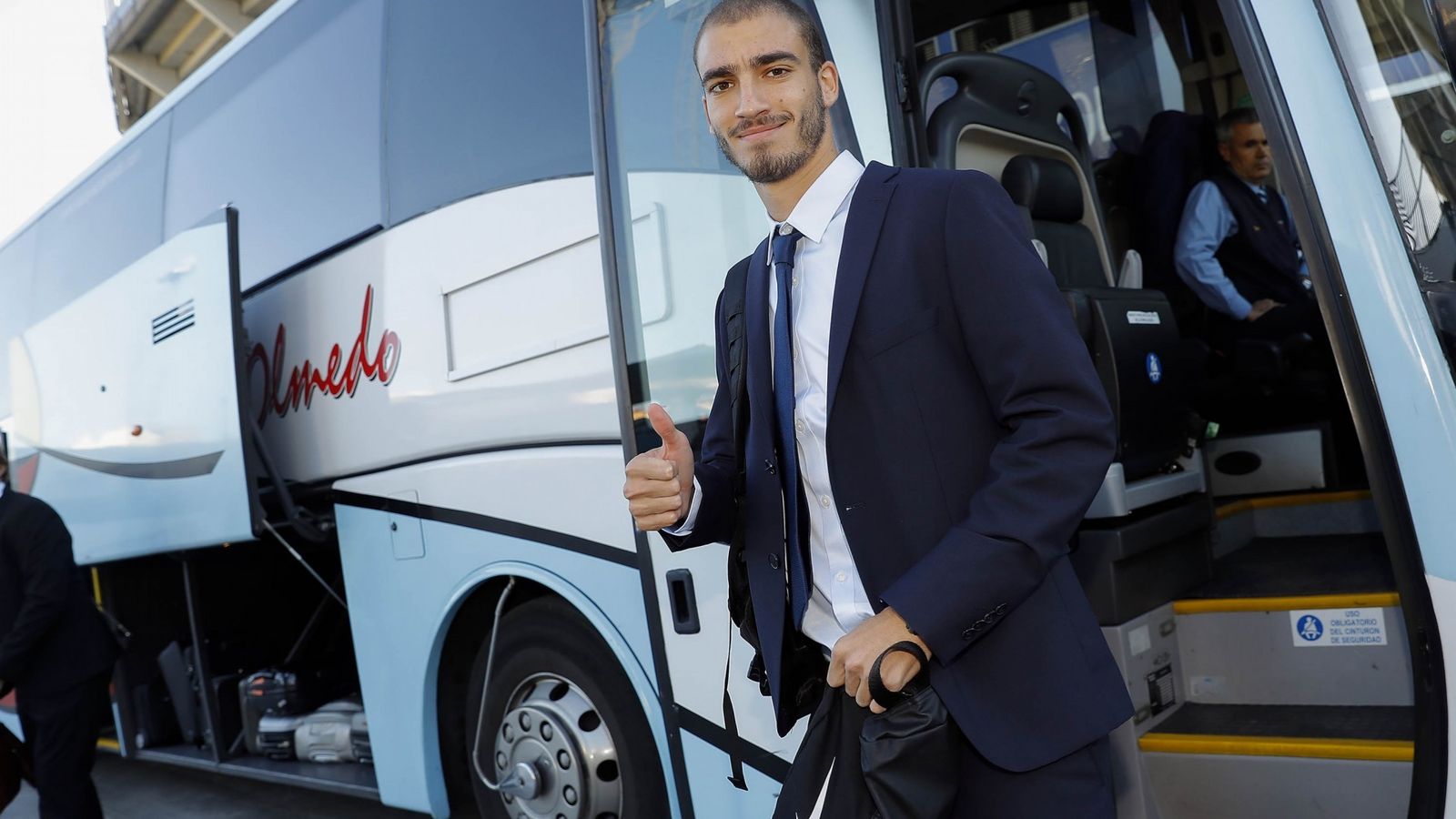 Mikel Villanueva, antes de un viaje.