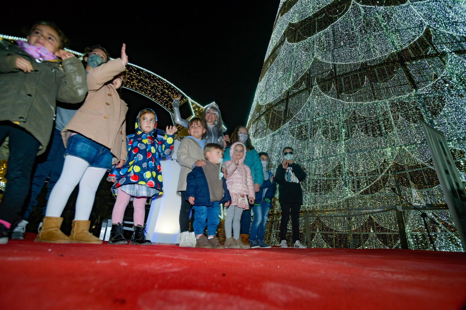 El encendido de la Navidad 2021 en el centro comercial Nevada Shopping, en imágenes