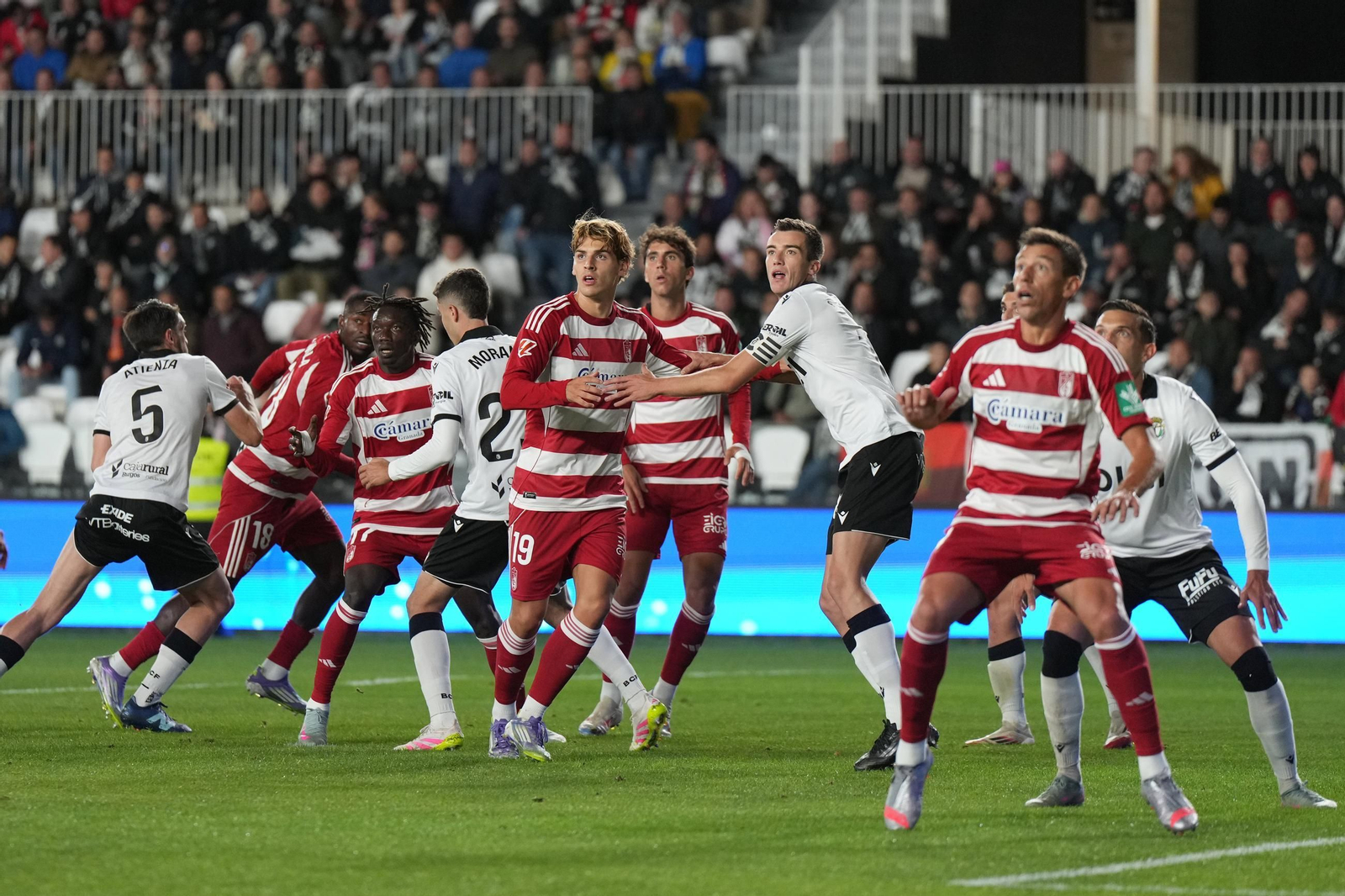 Las imágenes del partido entre el Burgos y el Granada CF