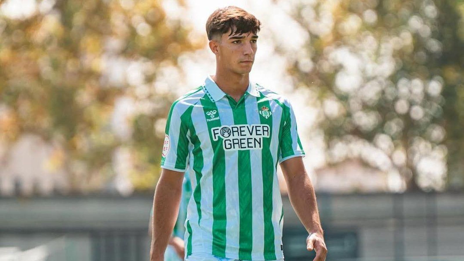 Carlos Reina en un partido con el Betis Deportivo esta campaña