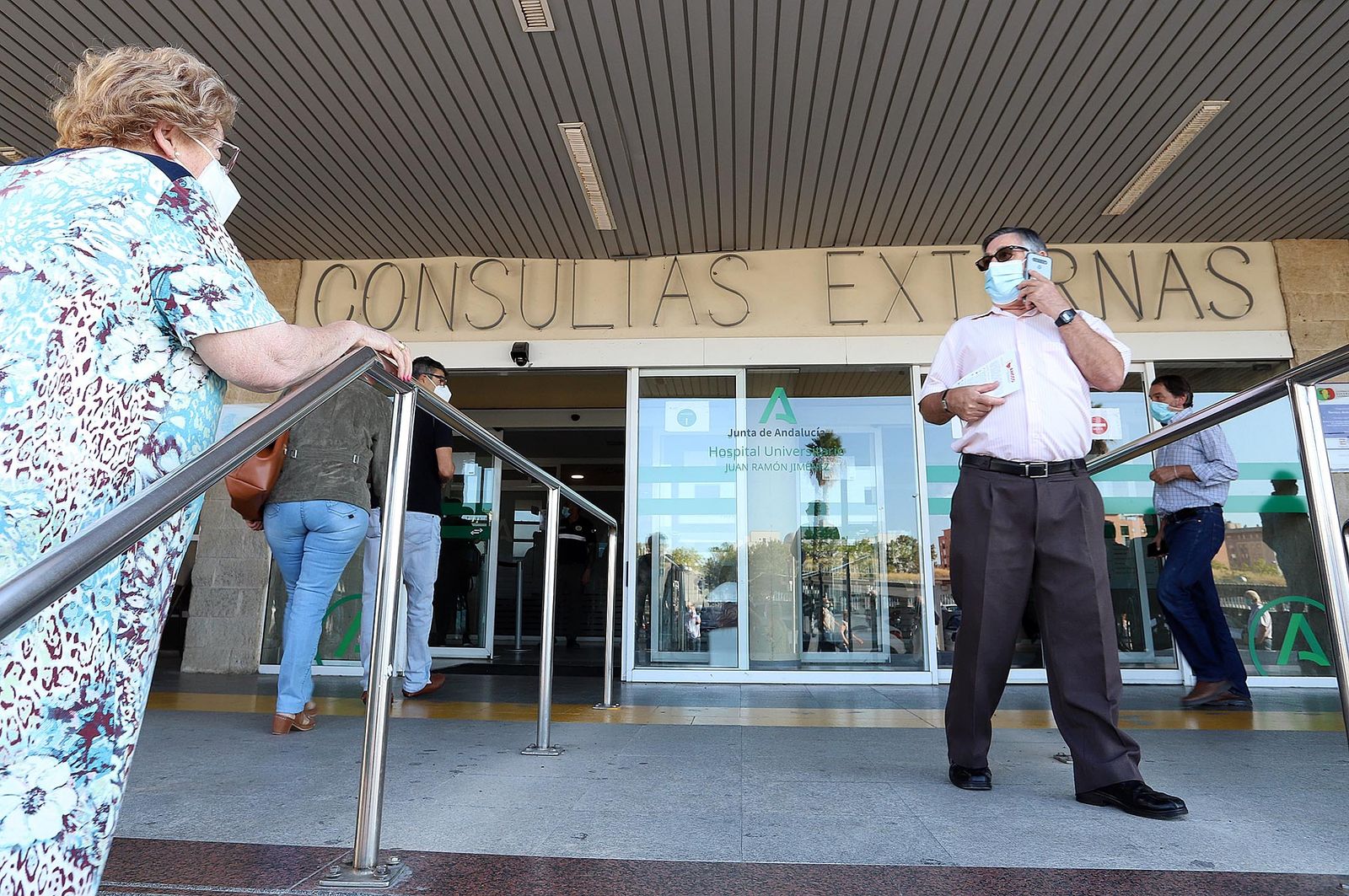 Imágenes de las actividades organizadas por el Hospital Juan Ramón Jiménez y la asociación Ancco con motivo del Día Mundial del Corazón
