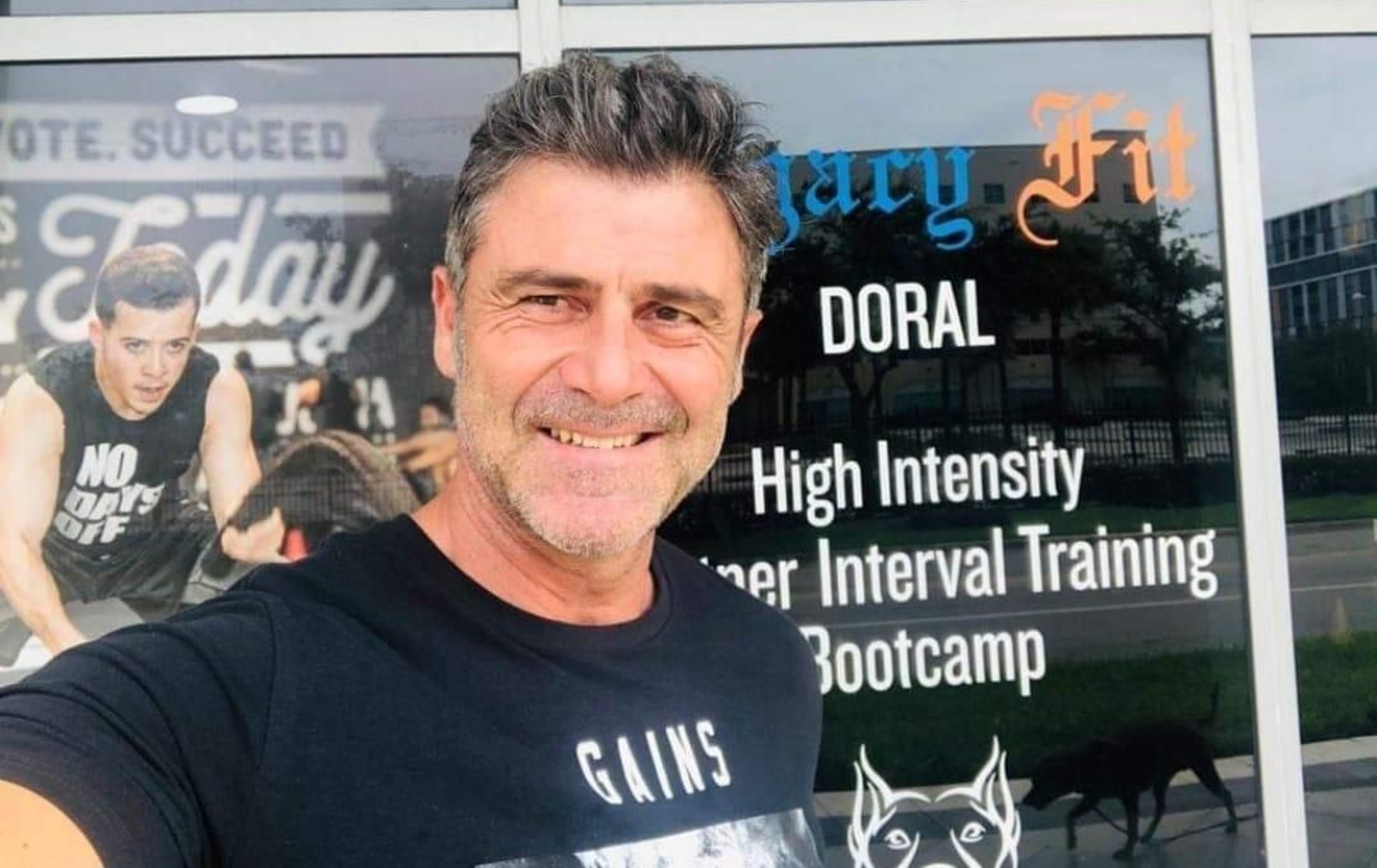 El exfutbolista y entrenador personal Eduardo Mena