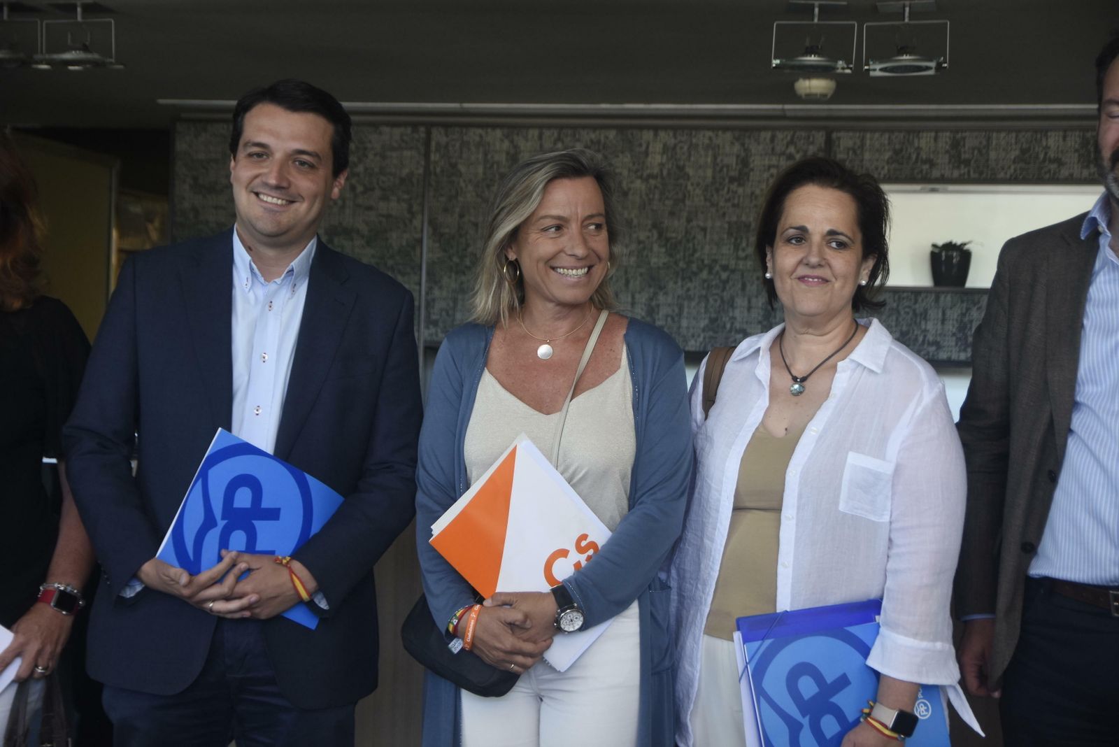 José María Bellido, Isabel Albás y Blanca Torrent.