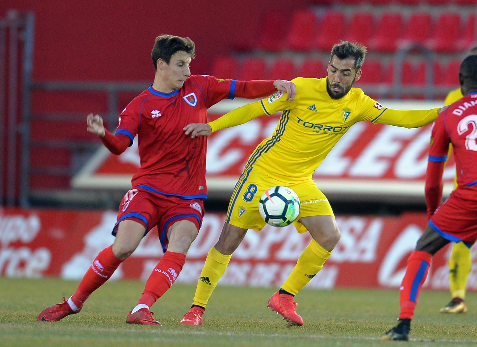 El Numancia-Cádiz CF, en imágenes