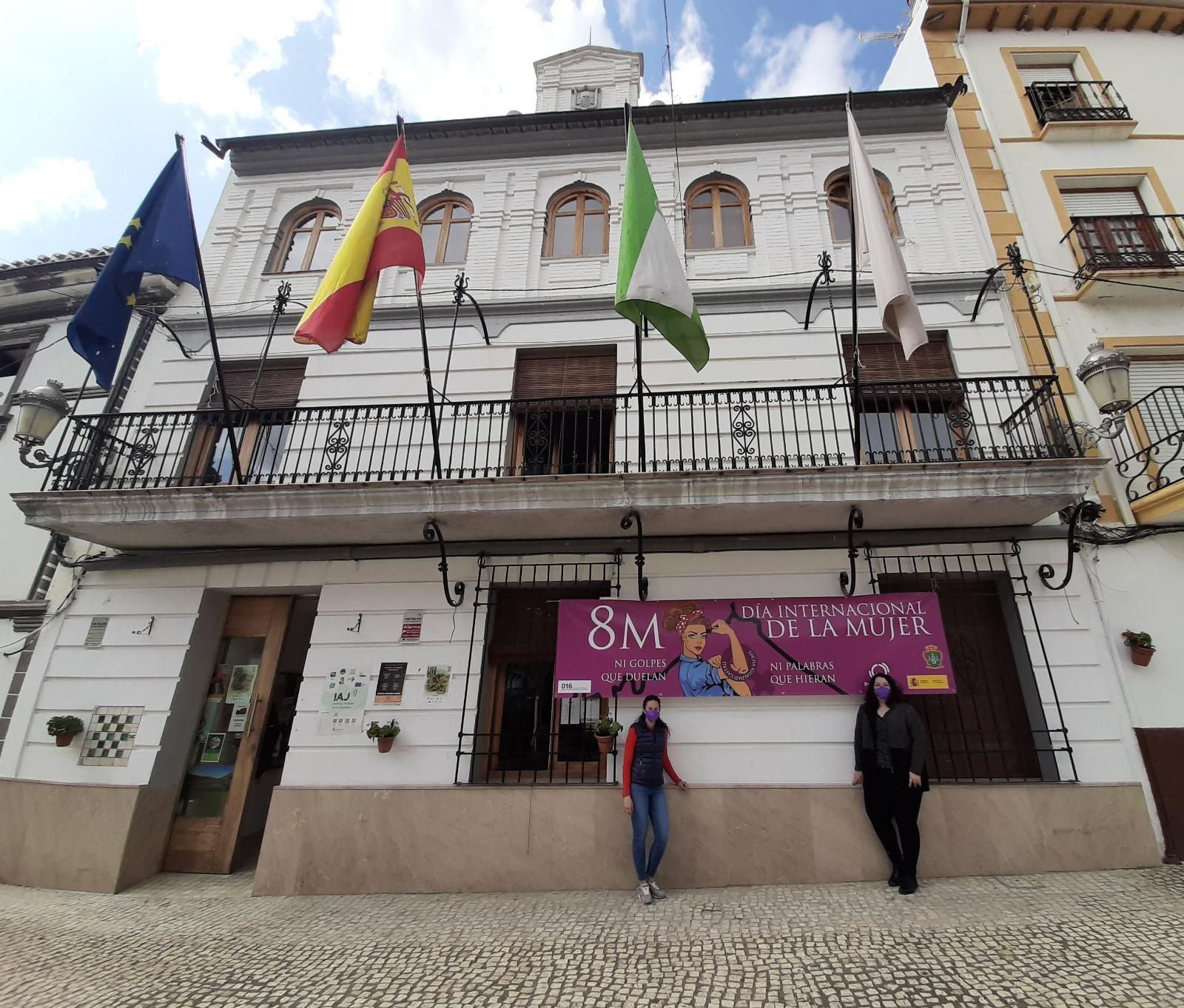 Fachada del Ayuntamiento de Castril.