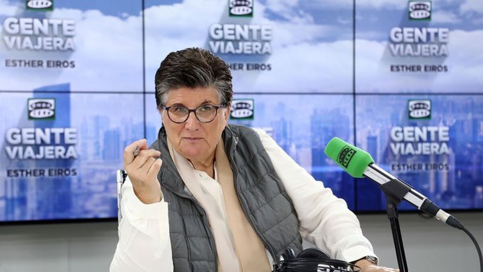 Esther Eiros, presentadora de 'Gente viajera'