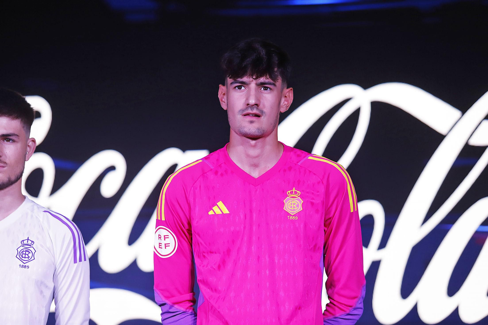 Imágenes de las nuevas equipaciones del Recreativo de Huelva para la temporada 2023/24