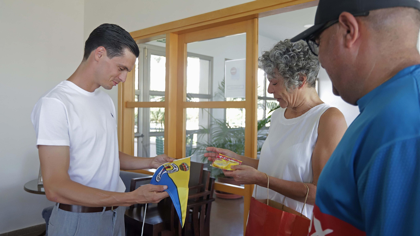 Fotos de la visita de David Galván al Real Club Náutico de Algeciras