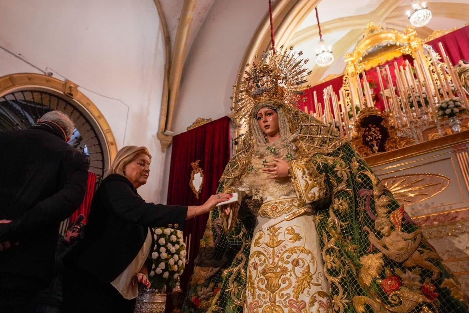 Besamanos de la Esperanza Macarena